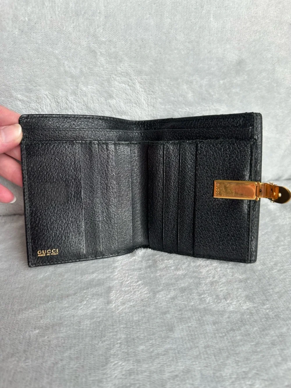 Gucci Black Leather Wallet Gold Clasp Vintage Made in Italy ✨ - Picture 10 of 14